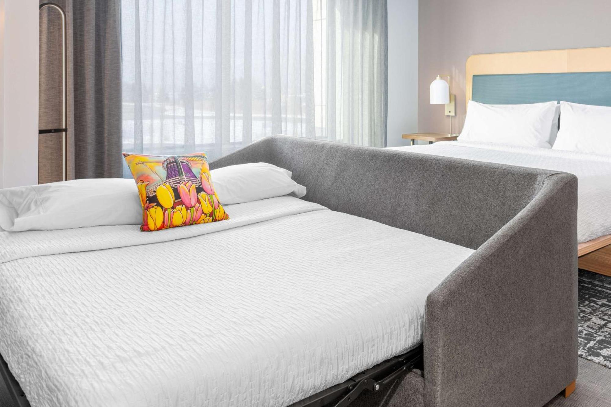 Homewood Suites By Hilton Holland Eksteriør billede